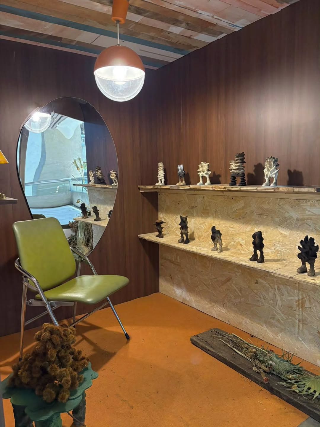 PURVEYR Plaza showroom community